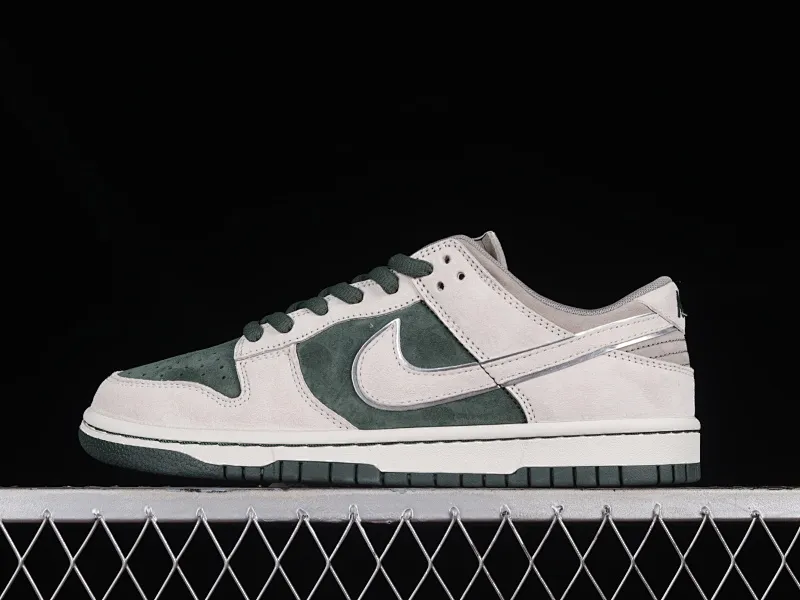 All Categories Nk SB Dunk Series Nk SB Dunk Low Low-top sneakers Otomo Katsuhiro x Nk SB Dunk Low "Steamboy OST" Otomo Katsuhiro co-branded SB low-top sports and leisure sneakers LF0039-035